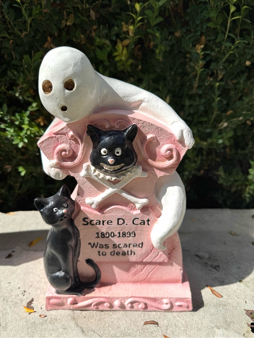 Tombstone cat ghost pink scare D. cat figure Halloween decor prop 👻🐈‍⬛